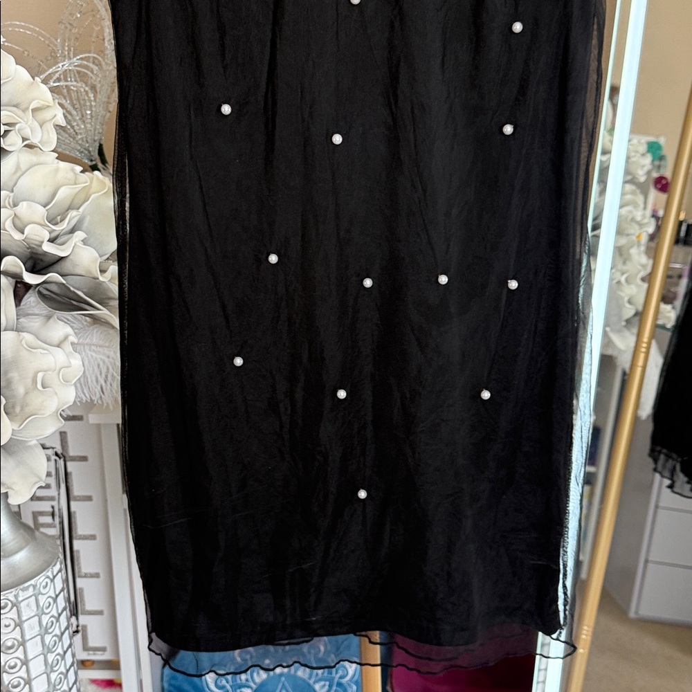 Elegant Black Sheer Dress with Pearl Accents - Picture 2 of 4